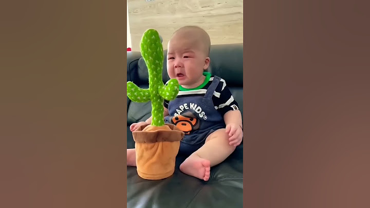 cute baby (जब बच्चे रोता है यो खिलौना कैसे मजाक करता है।) #shorts #cutebaby #kartikmaavlog