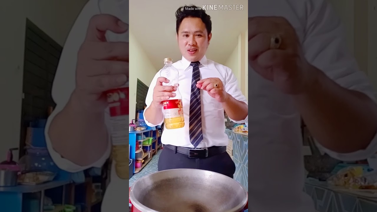 ผัดมาม่า สไตล์ครูโย