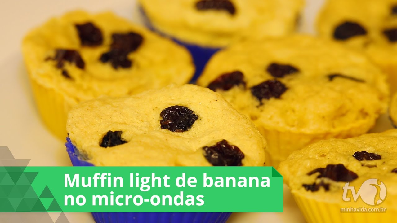 Muffin light de banana receita leva farelo de aveia e fica pronta em