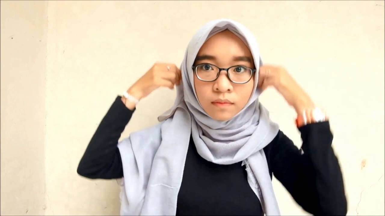 Tutorial Hijab Pashmina Simple Anahzanatun Cocok Buat Yang Punya