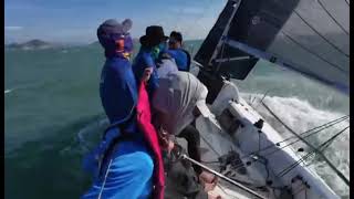 Fareast 28R in 35 knots
