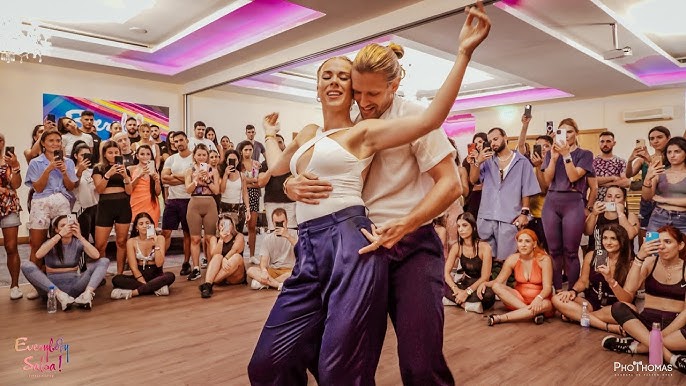 Comedy Club Slepakov xotini bilan jinsiy aloqa