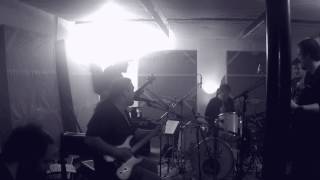 Video thumbnail of "NIKOLA VRANJKOVIC - BUNAR ZELJA NE POSTOJI - Underground Sound Factory Session No1 - Oktobar 2013."