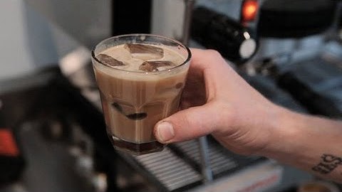 How to Make an Iced Latte | Perfect Coffee