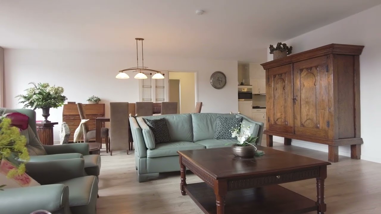 Raadhuisplein 15 Made