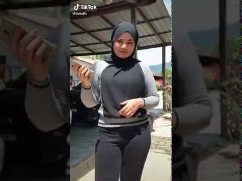 Si jilbab cantik