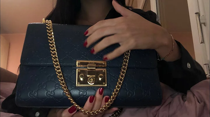 ASMR what’s in my bag 👜💄 - Fast tapping and scratching - no talking