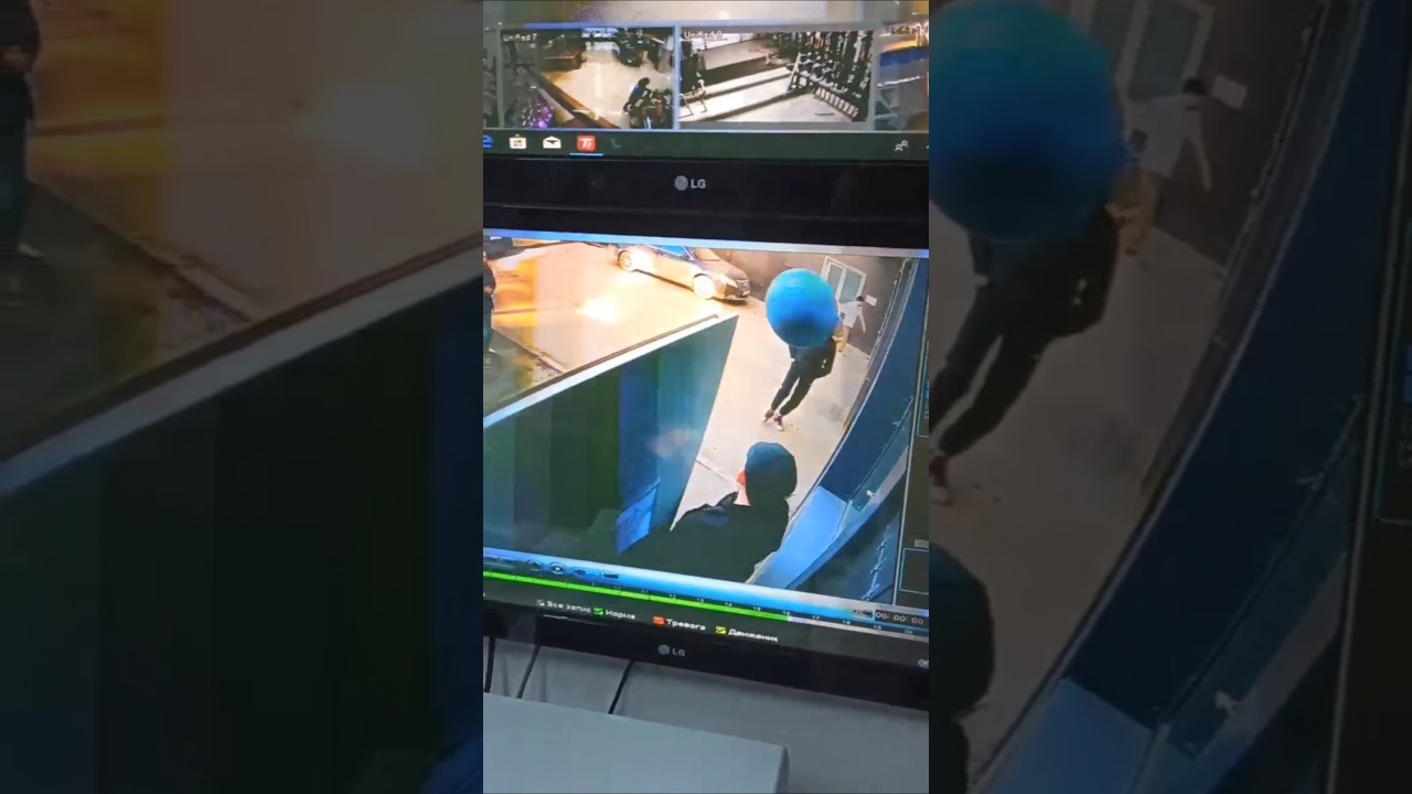 Пробил пенальти. Самый красивый гол