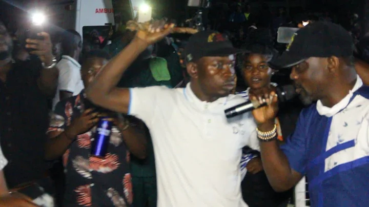 INTRESTING AS OSOGBO FANS LIGHT UP FOR WASIU ALABI PASUMA AS HE ARRIVED TO PERFORM @OSUN OSOGBO 2022