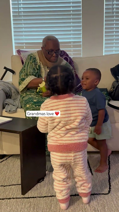 Grandma feeding her 2 grand babies ❤️ #love #eating #baby #fun #grandma #shorts #video