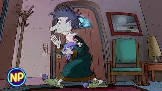 Download Lagu This Is Exactly What Having a Baby Looks Like | The Rugrats Movie MP3