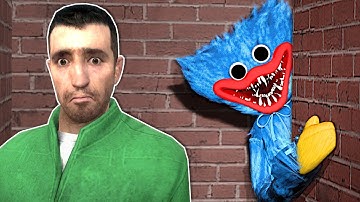 HUGGY WUGGY in a MAZE! (Garry