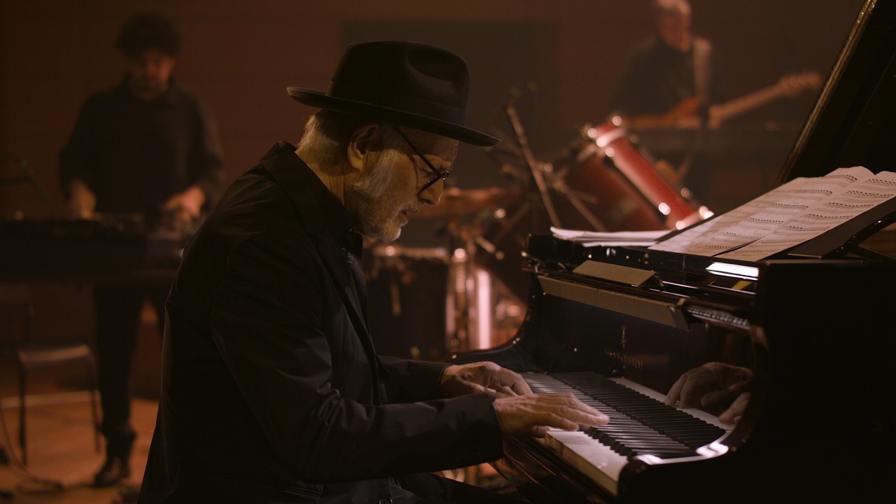 Ludovico Einaudi - Pathos