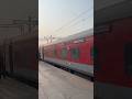 Panvel - Gorakhpur Departure from kalyan station #dreamtoexploretheworld