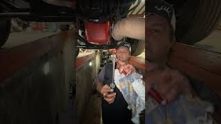 Fun little tip for clutch adjustments. #semitruck #truckingjobs #mechanic #yt #shorts #viral #video