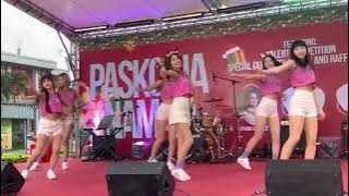 The Taiwanese sexy dancers