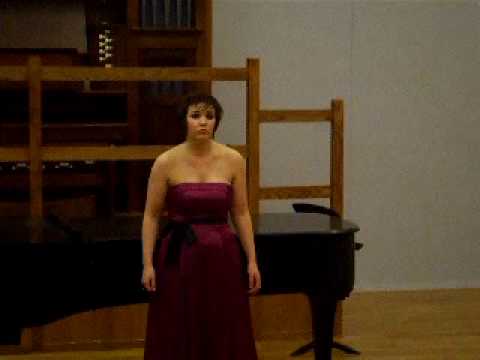 Lianne Birkett singing "King David" by Howells. Pi...