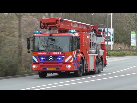 Brandweer Ambulance MICU en Politie met Spoed onderweg in Purmerend