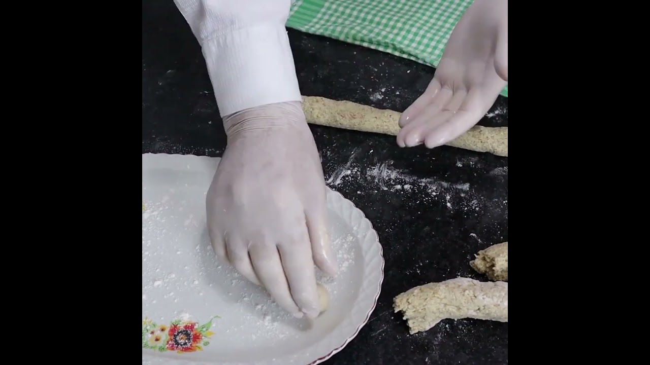 Yoğurtlu Bulgur Köftesi Tarifi #Shorts #shortsvideo #saitusta  #food #yemektarifi #recipe