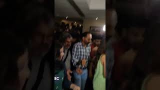 Kiara Advani with Fans screenshot 4