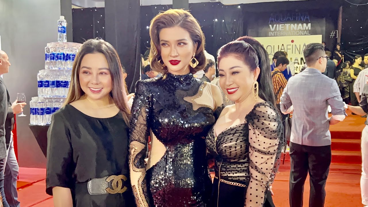 KIM TUYẾN hội ngộ NSƯT THOẠI MỸ, tiết lộ mối quan hệ đặc biệt với nghệ sĩ cải lương | BÍ MẬT VBIZ