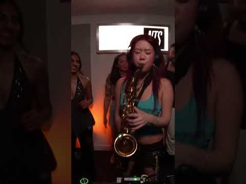 Amanda Sze live in the studio 🔥🎷