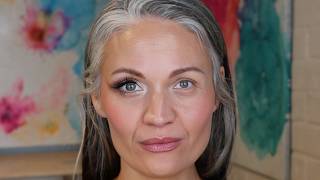 How to Make Your Eyes Look Bigger - Eyeshadow Tutorial