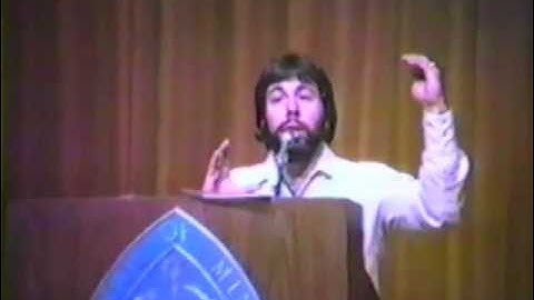 1984 Wozniak Learns Simplicity from Nova Computer
