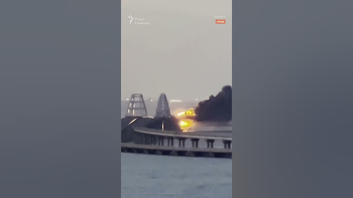 🔥 Кримський міст палає: пожежа після вибуху на мосту через Керченську протоку