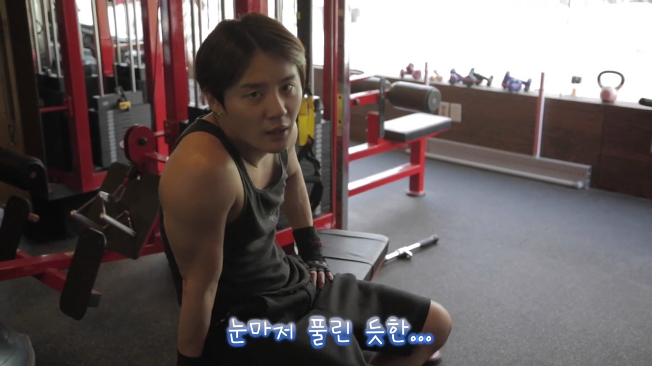 김준수 - 그의 사생활이 궁금하다!! 본격 헬스장 습격