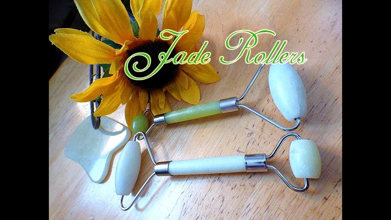 How to Use a Jade Roller - YouTube