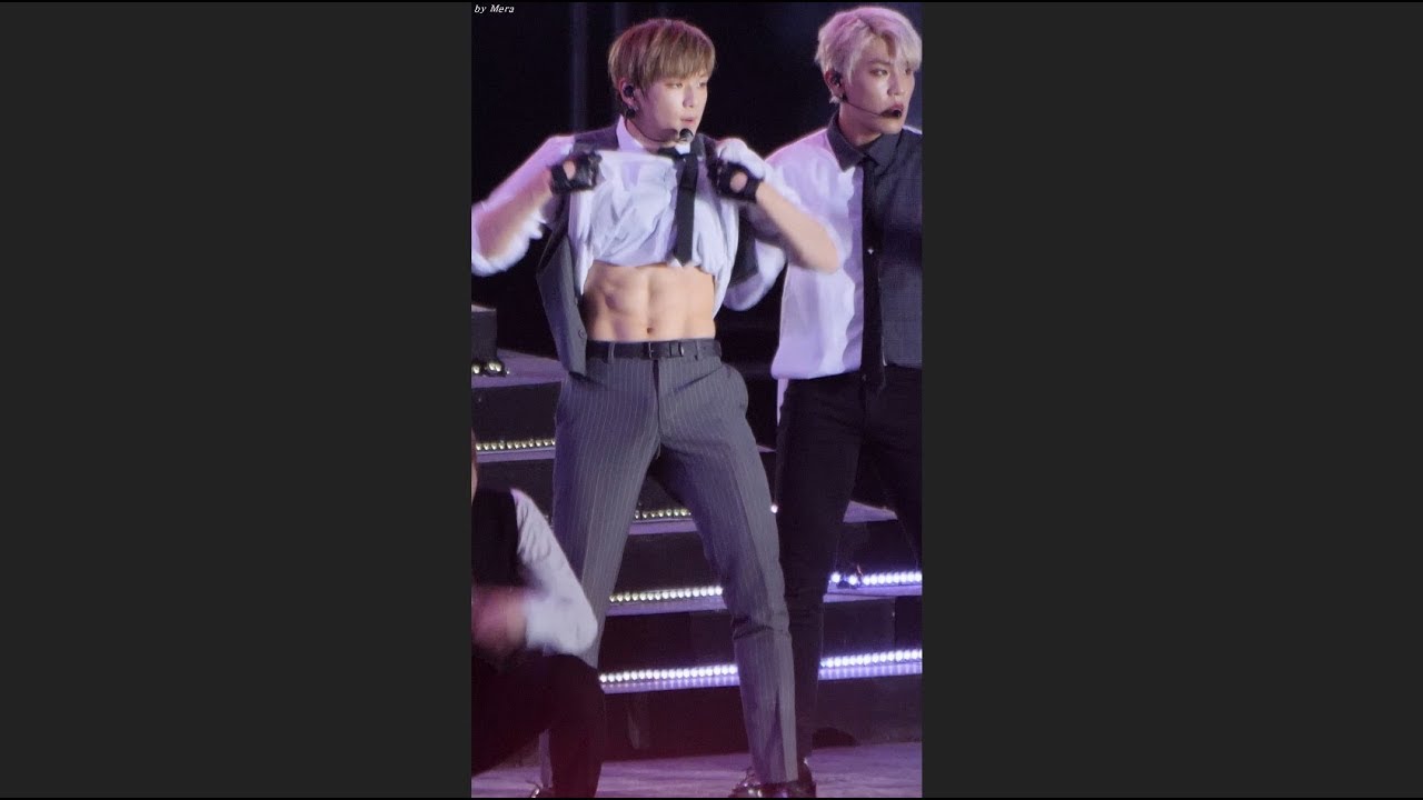 180909 워너원(Wanna One) Burn It Up (활활) [강다니엘]  KANG DANIE 직캠 Fancam (2018 대구로 k-pop festival) by Mera