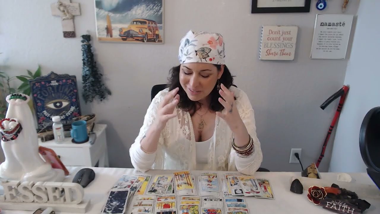 2222 U R DIVINELY PROTECTED THEY R WATCHING U ASCEND &WANT TO MESSAGE U tarot #zodiac #tarot #zodiac