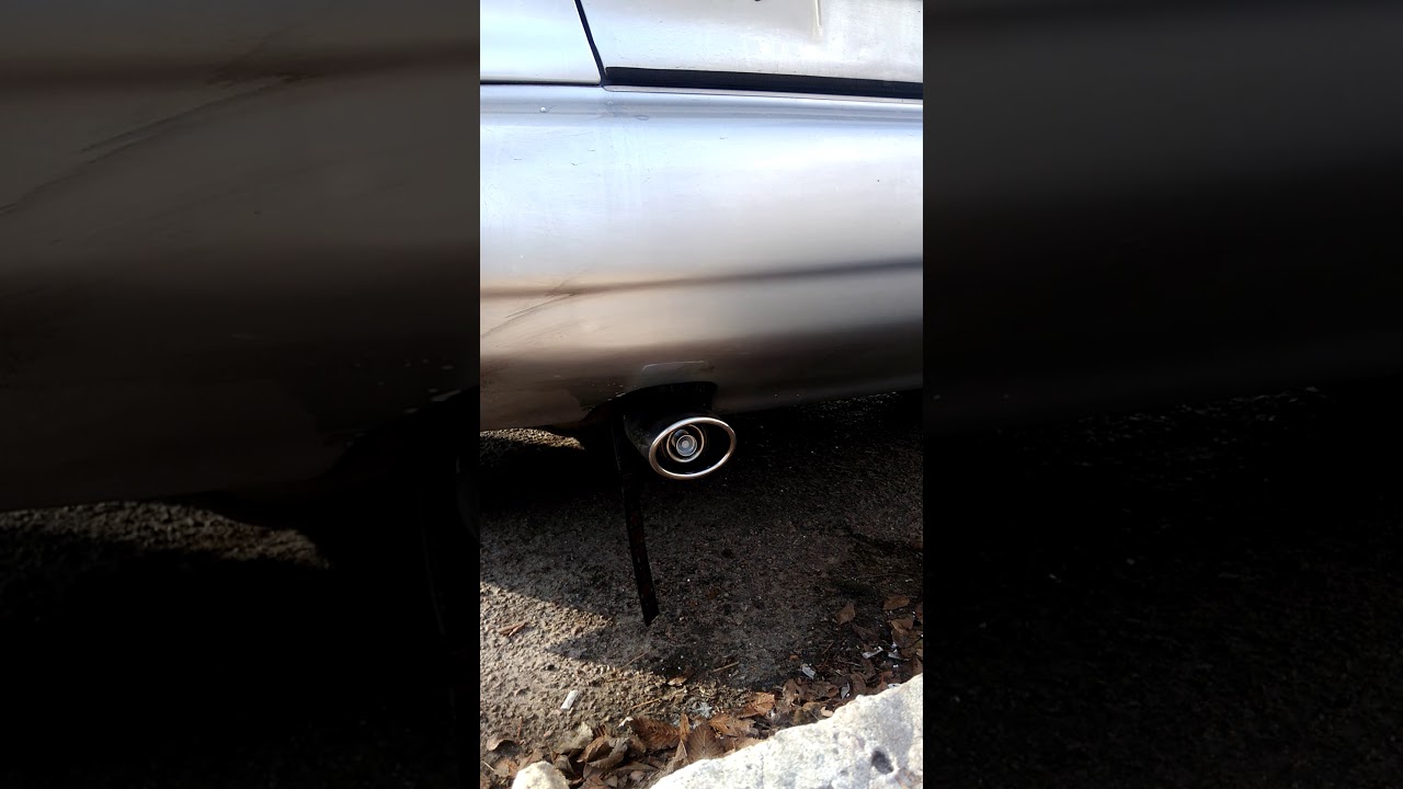 Свисток в выхлопной трубе. - YouTube