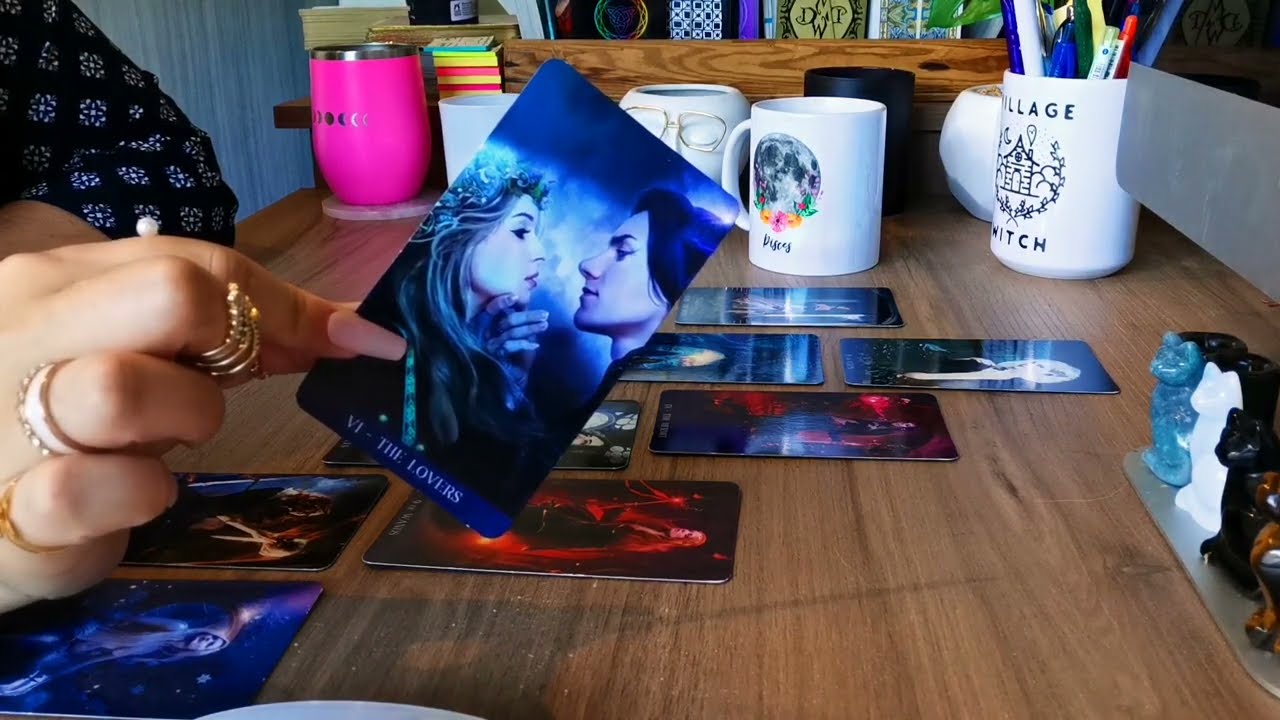 PISCES 🙊😍🔥[SPECIAL PERSON THINKS/FEELS ABOUT YOU] 👀❤️️ 