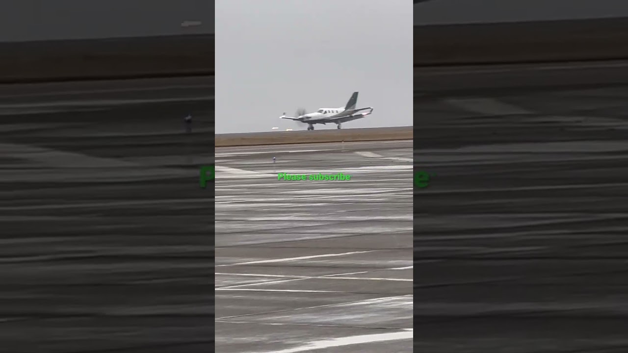 TBM 900 makes smooth landing in fog and rain 