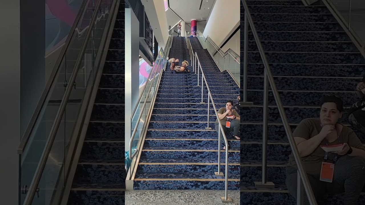 Bennett turns into tumbleweed (ft. @justpids ) #genshinimpact #cosplay #genshin #genshinimpactedit