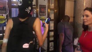 Man and his wife leaving White House get mobbed on their way back to their hotel by livid protesters