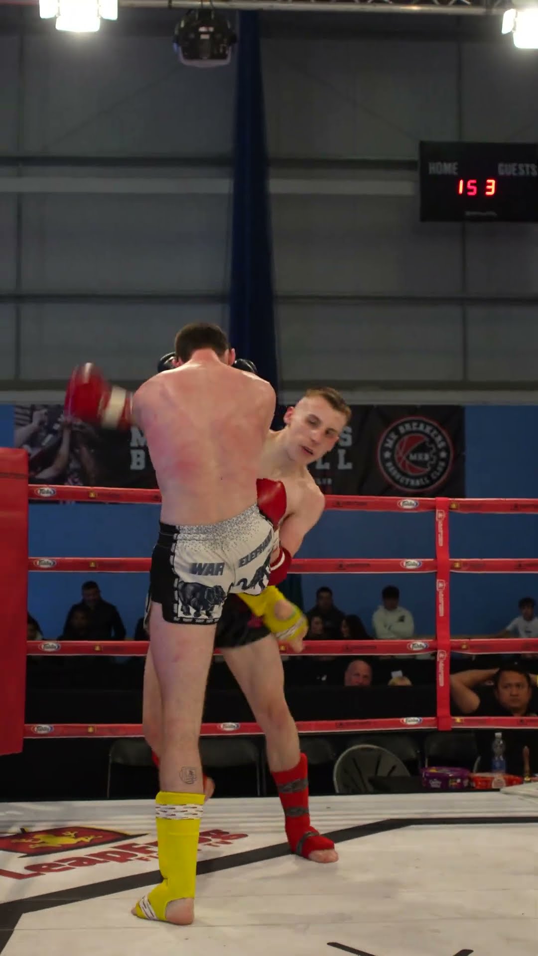 Noah Alderton and Ben Pateman put on a fantastic Muay Thai fight on LeapFrog Fight Night 2