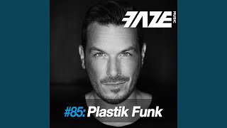 Смотреть клип Ghetto Blaster