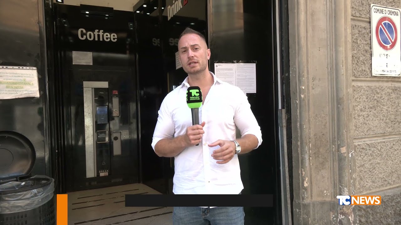 Cremona, invasione dei distributori automatici in centro: la rabbia dei commercianti