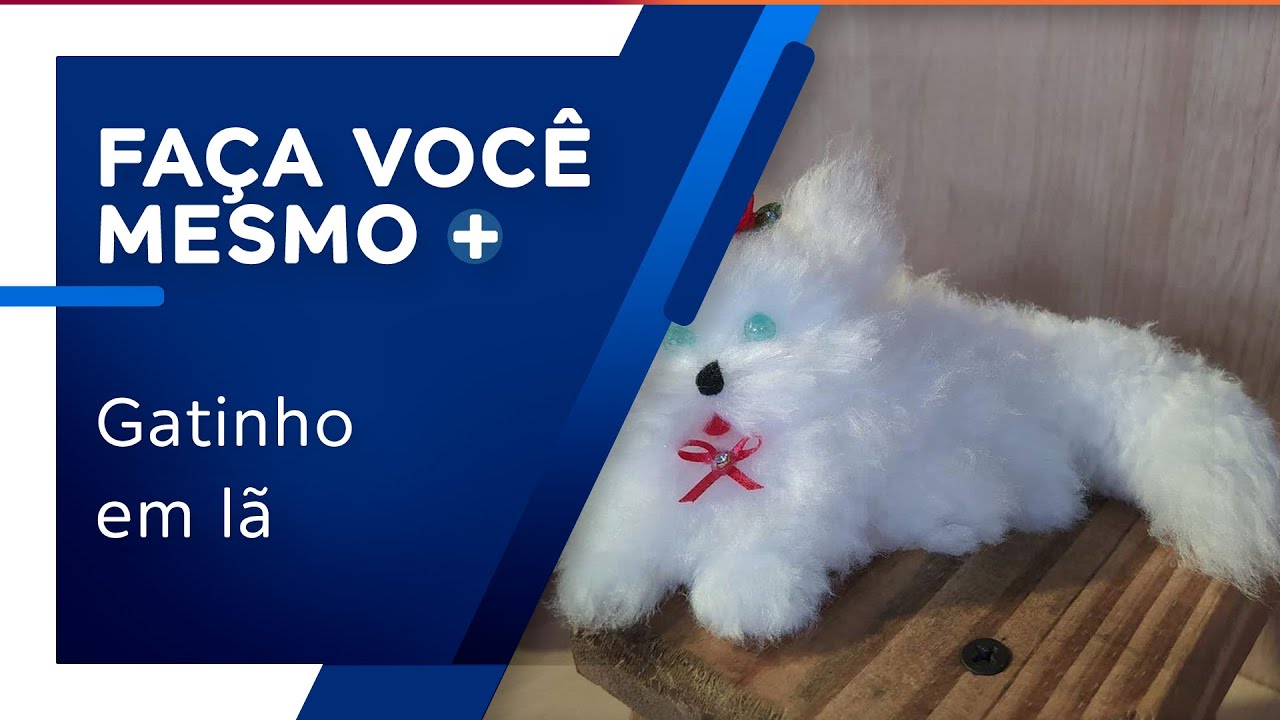 Gatinho em lã desfiada por Carla Rubia