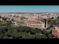 Архитектурная достопримечательность Рима - Древний римский колизей. Съемка с дрона в 4К.