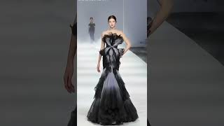 Romantic gene awakening💐Marchesa‘s secret garden runway