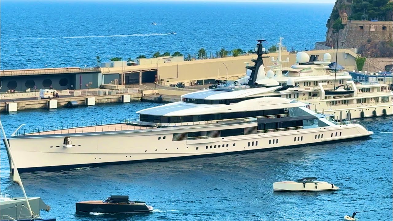 BRAVO EUGENIA 109m  JERRY JONES $225 MILLION SUPERYACHT  OCEANCO 2019 docking Monaco 