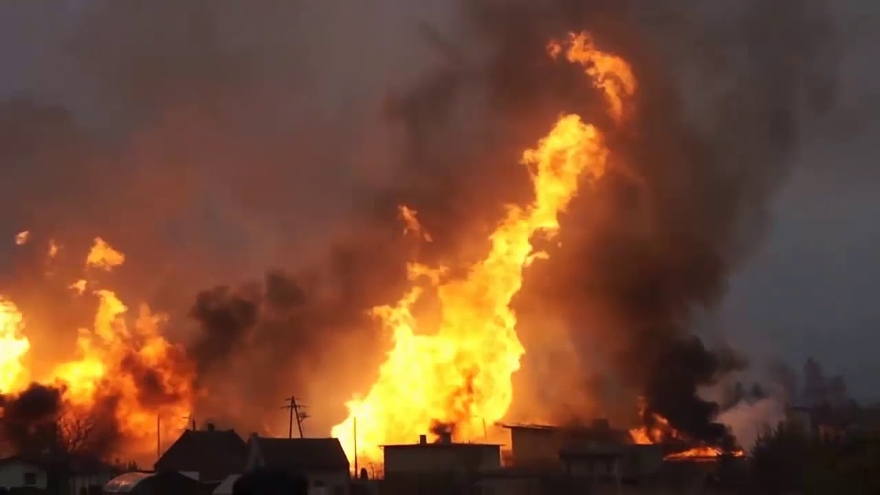 Wybuch gazu w Jankowie Przygodzkim - Pierwszy zastęp z PSP Ostrów Wielkopolski na miejscu