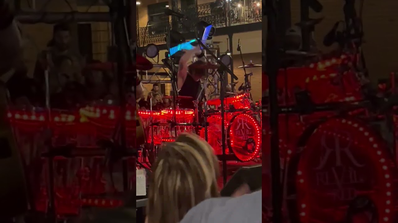 Revel In Red at Pour Bros. Craft Taproom, Peoria Heights, IL