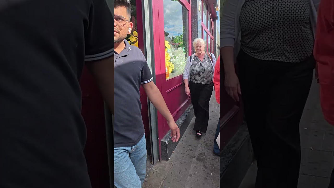 Gola