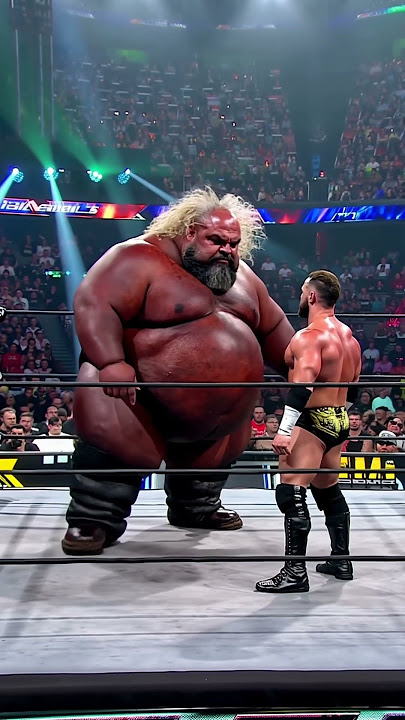 GIANTS VERSUS HEAVYWEIGHT WRESTLERS! #wwe