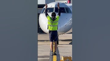 #marshalling #aircraft #plane #aviation #aviationlovers #planes #pilot #airport #takeoff #aeroplane